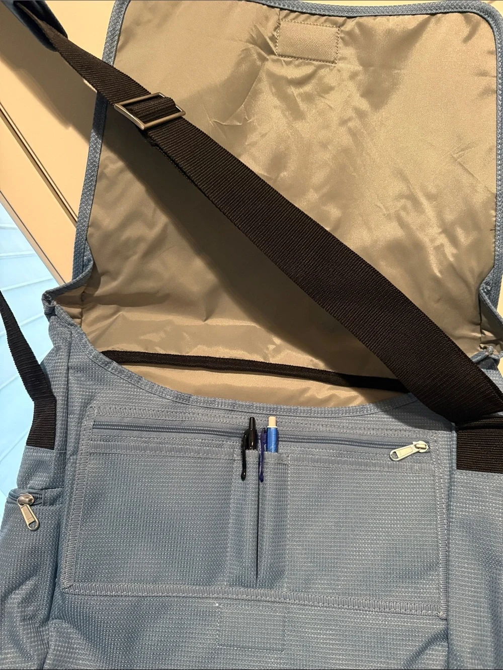 Light blue Women's Laptop Messenger Bag with Adjustable Strap